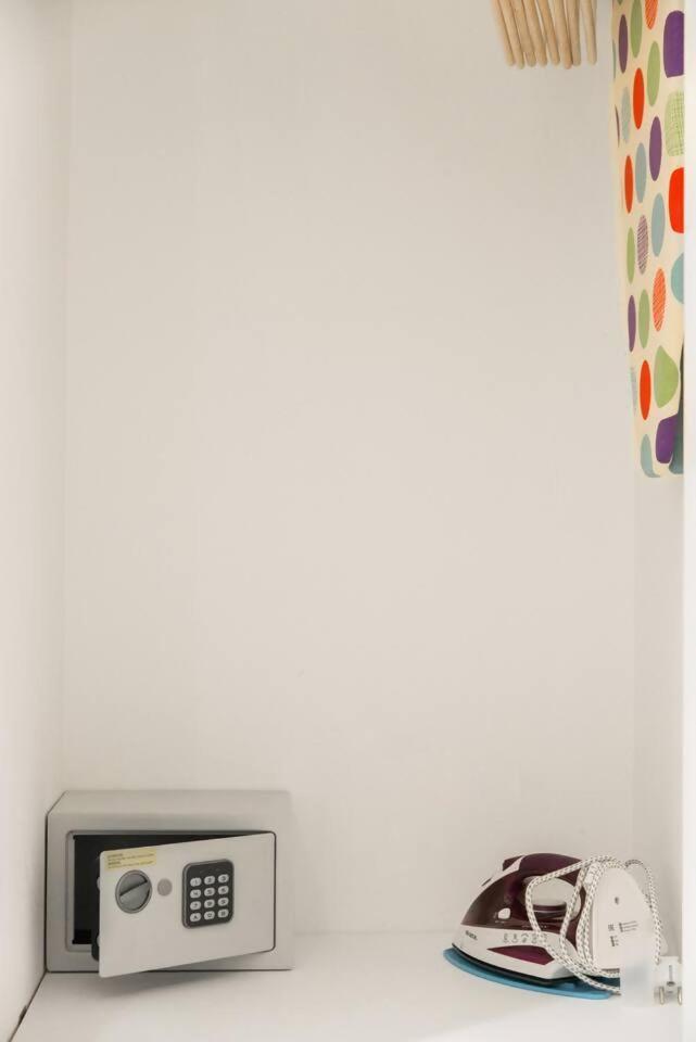 Romeeyes2020 Apartment Bagian luar foto