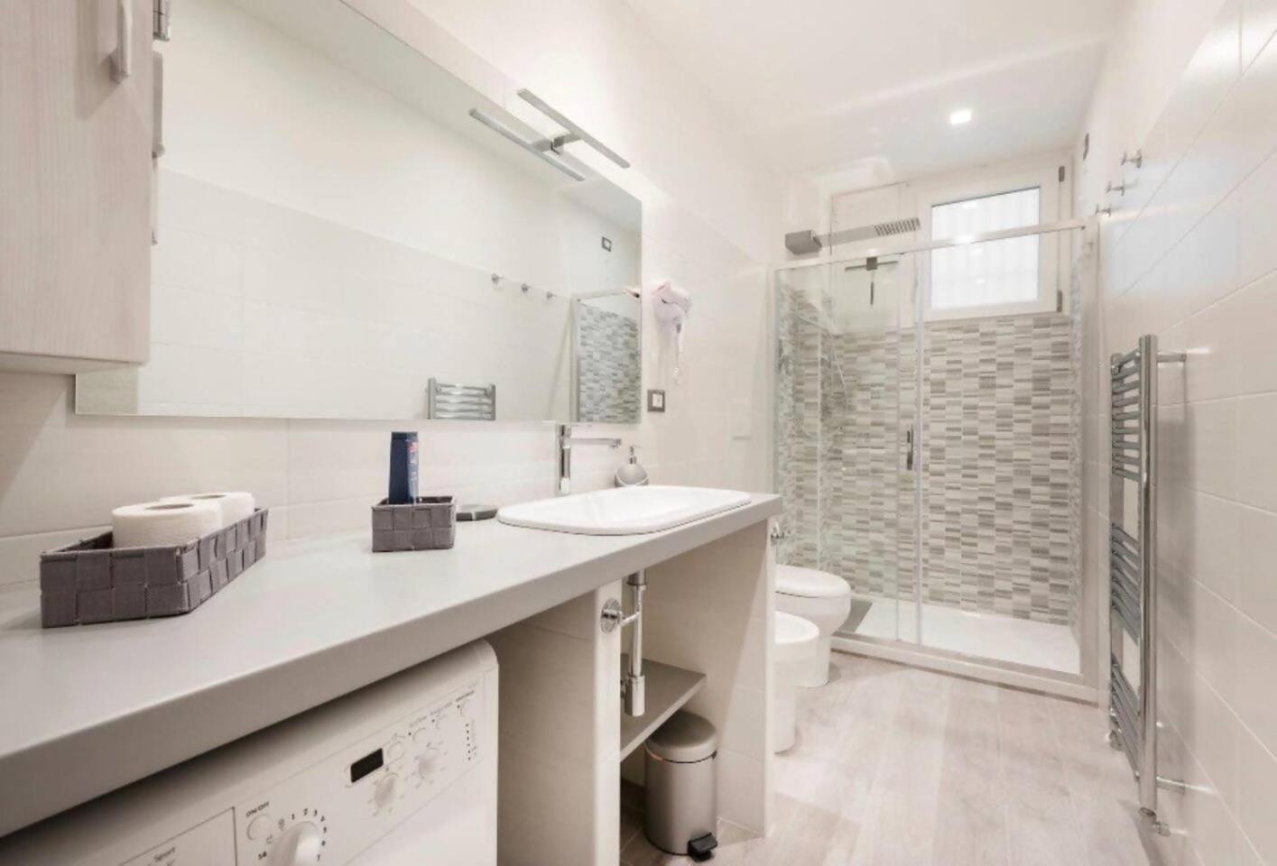 Romeeyes2020 Apartment Bagian luar foto