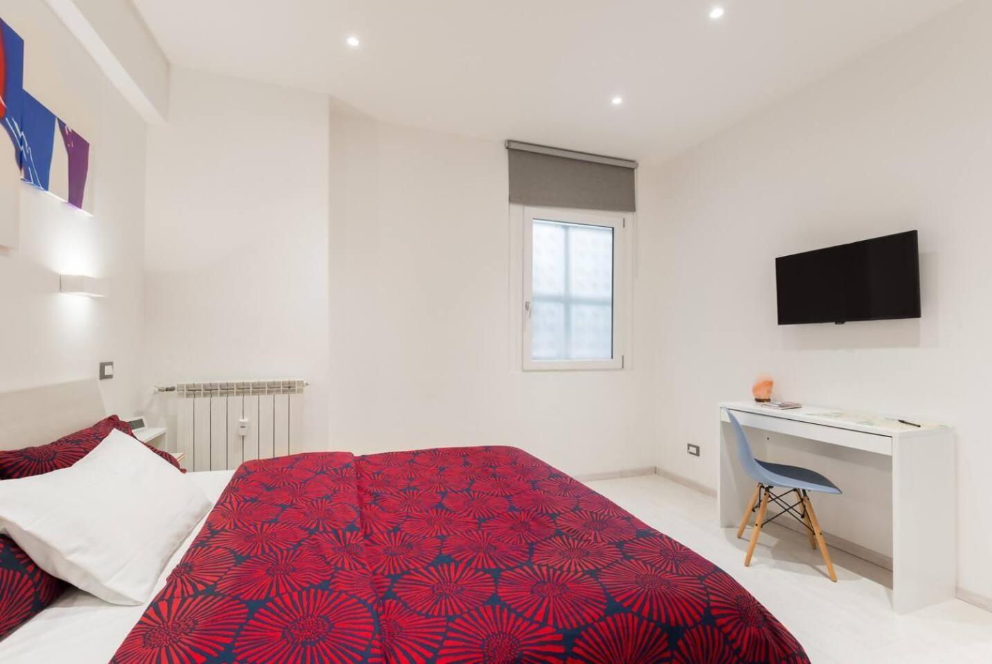 Romeeyes2020 Apartment Bagian luar foto